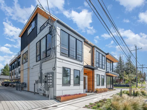 4214 SW 100th St, Seattle, WA 98136