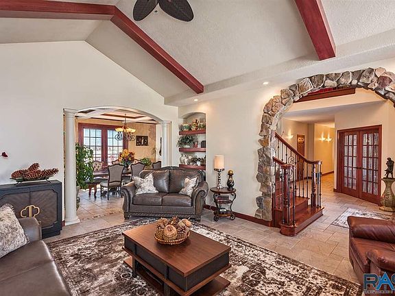 5th image of 27095 Deer Hollow Ct
