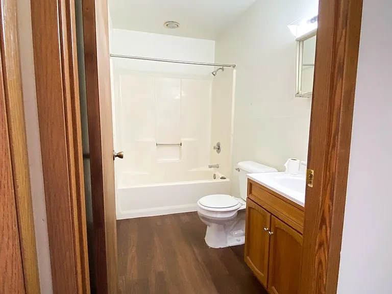 Southside Apartments — Photo 21