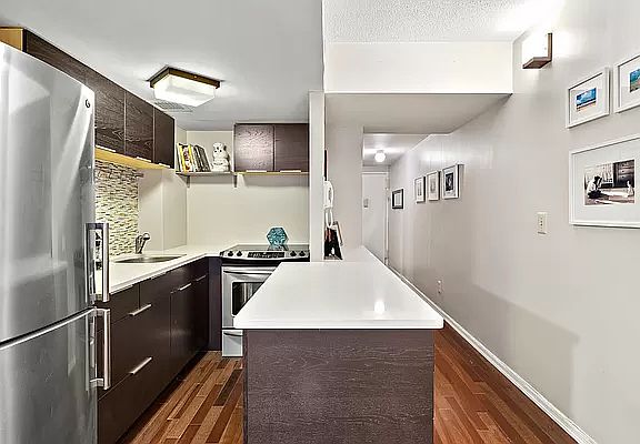 3rd image of 130 Water St APT 9F