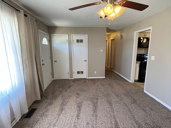 2nd image of 1418 Dover Cir