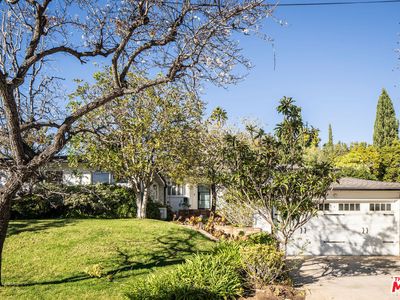 12033 Kearsarge St, Los Angeles, CA, 90049