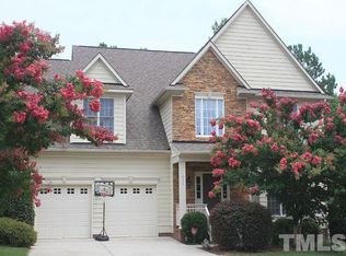 635 Red Cedar Cir, Durham, NC 27712