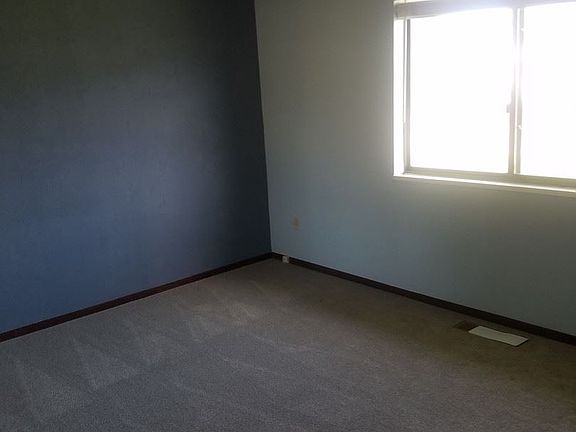 5th image of 3176 Orson Ave