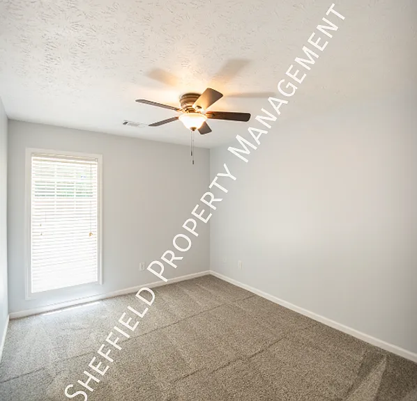 3008 Thornberry Cir — Photo 7