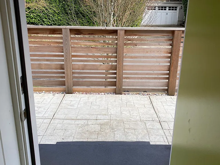 Prescott Courtyard — Photo 8