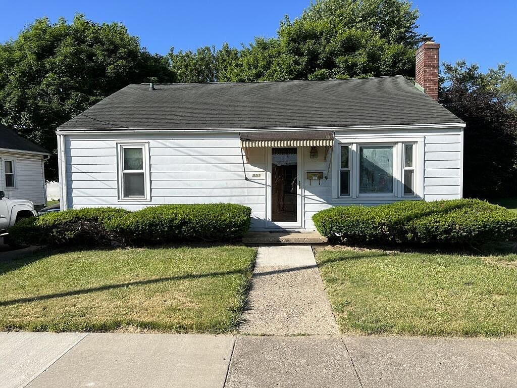351 E Ohio St, Circleville, OH 43113 | Zillow