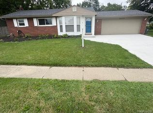 36325 Fierz St, Clinton Township, MI 48035