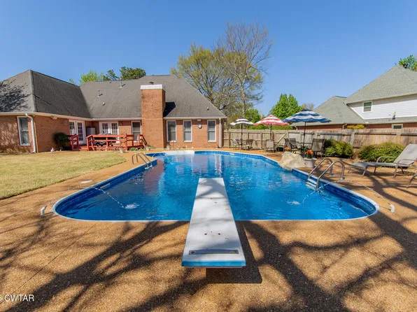 180 Grassland Dr, Jackson, TN 38305