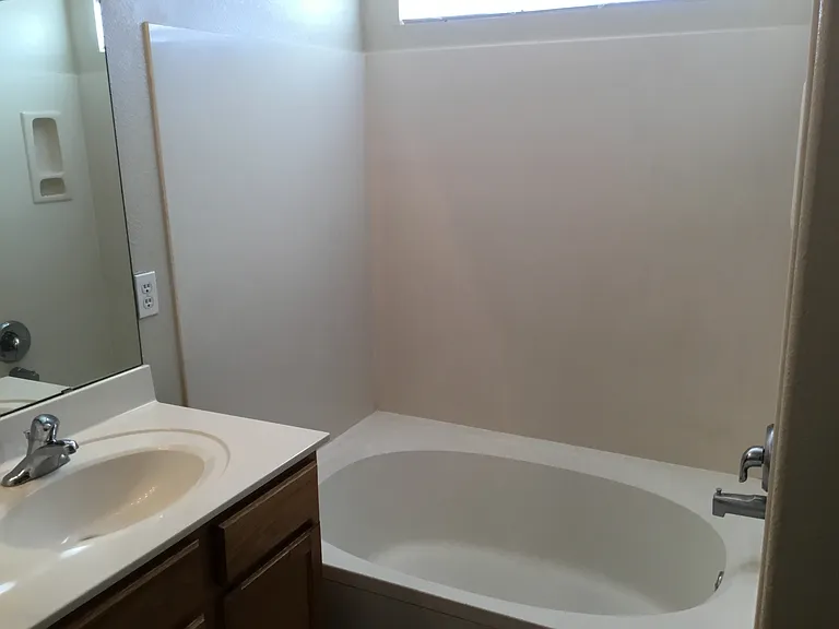804 Ocate Meadows Dr NE — Photo 17