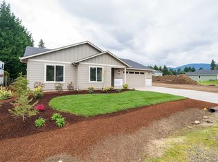 950 6th St, Lyons, OR 97358