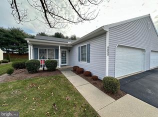 4055 Woodspring Ln #4055, York, PA 17402