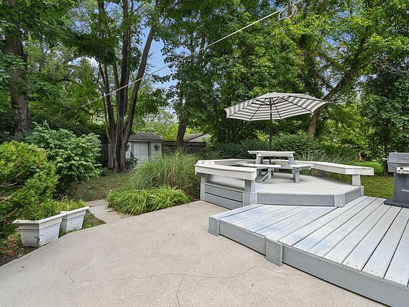 4th image of 5036 Chipman Dr
