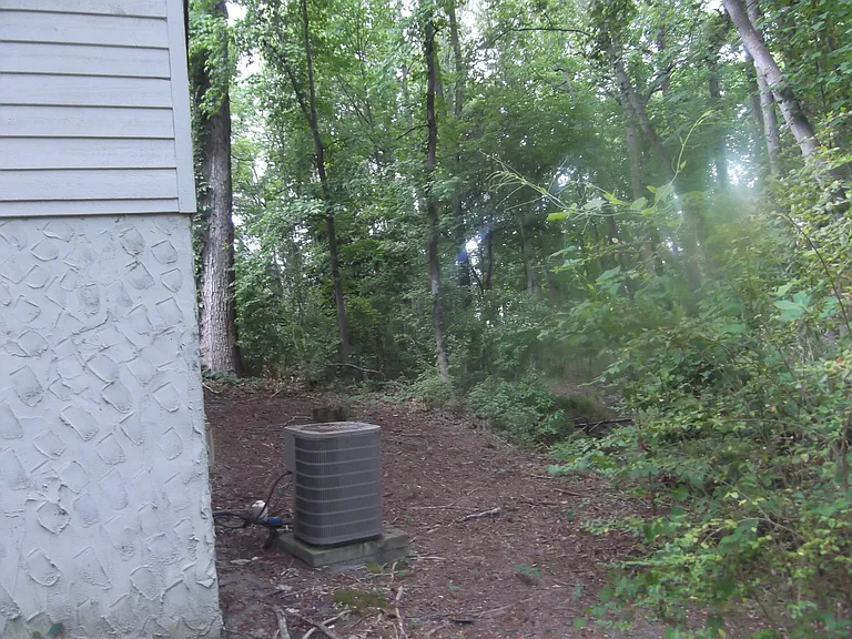 495 Stiles Pl — Photo 3