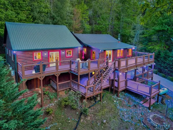 19 The Forest Rd, Blue Ridge, GA 30513