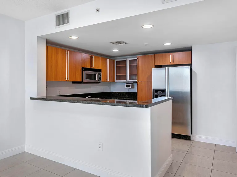 610 Clematis St #418 — Photo 1