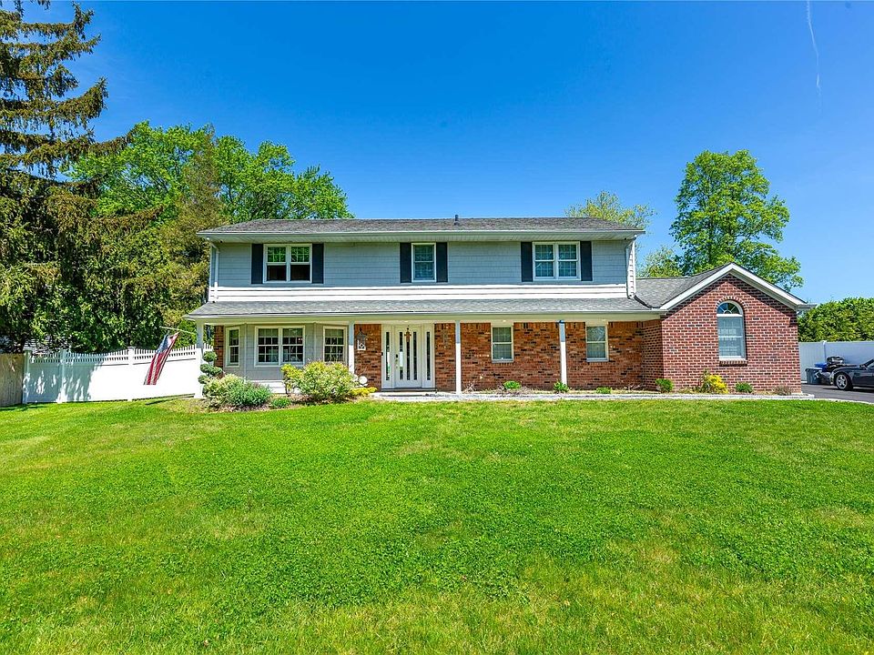 1st image of 22 Wood Sorrell Lane