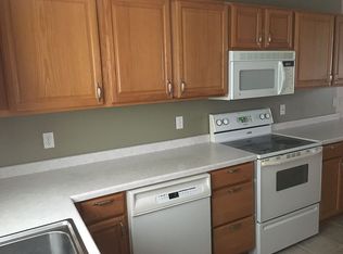 4489 Meadow Lakes Dr NW, Rochester, MN 55901