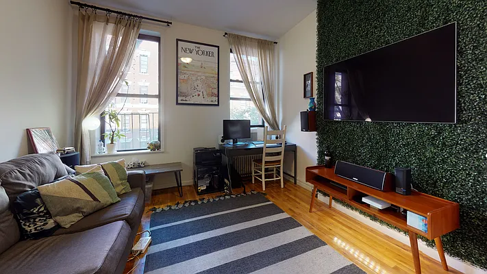 Rented by Bond New York | media 12