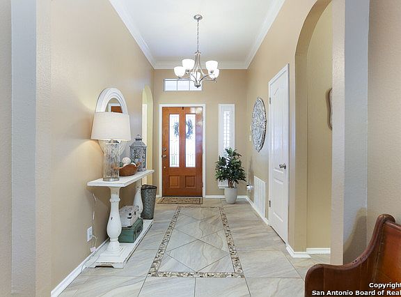 5th image of 416 Deer Meadow Blvd