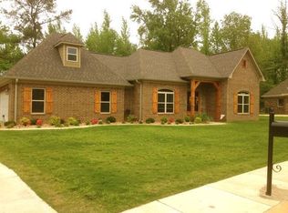 219 Taylor Dr, Taylor, MS 38673