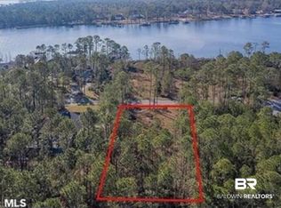 9030 Bay Point Dr, Elberta, AL 36530