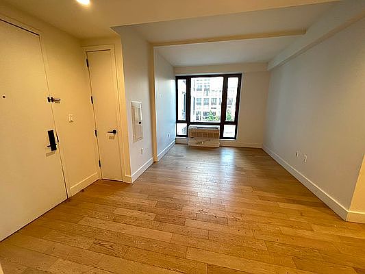 5th image of 635 4th Ave #414