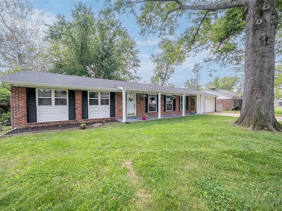 1st image of 736 Gascogne Dr