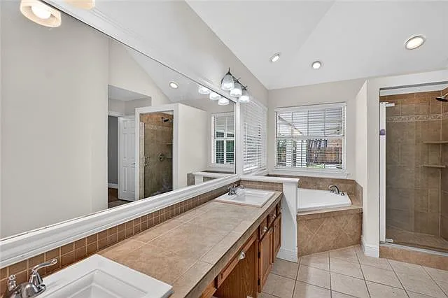891 Cross Gates Blvd — Photo 16