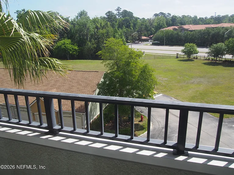8539 Gate Pkwy #9411 — Photo 16