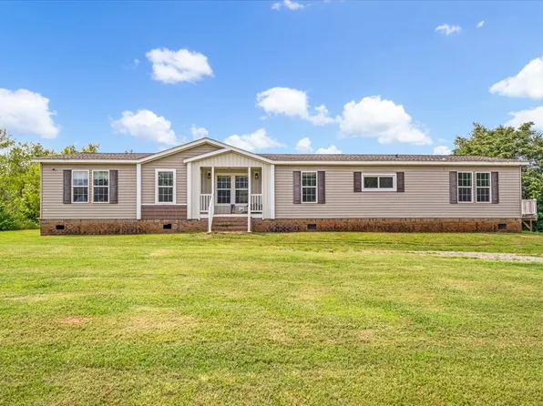 143 Old Camargo Rd, Fayetteville, TN 37334