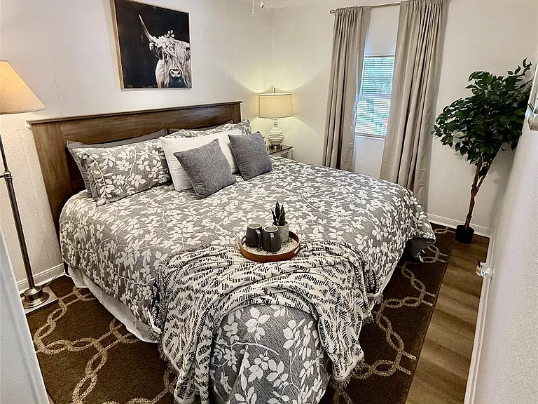 10603 Thomaswood Ln — Photo 15