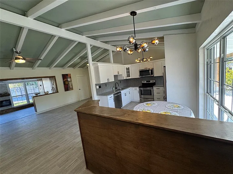 1500 Carson Cir NE — Photo 59
