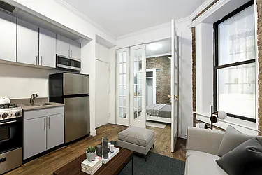 Rented by R New York