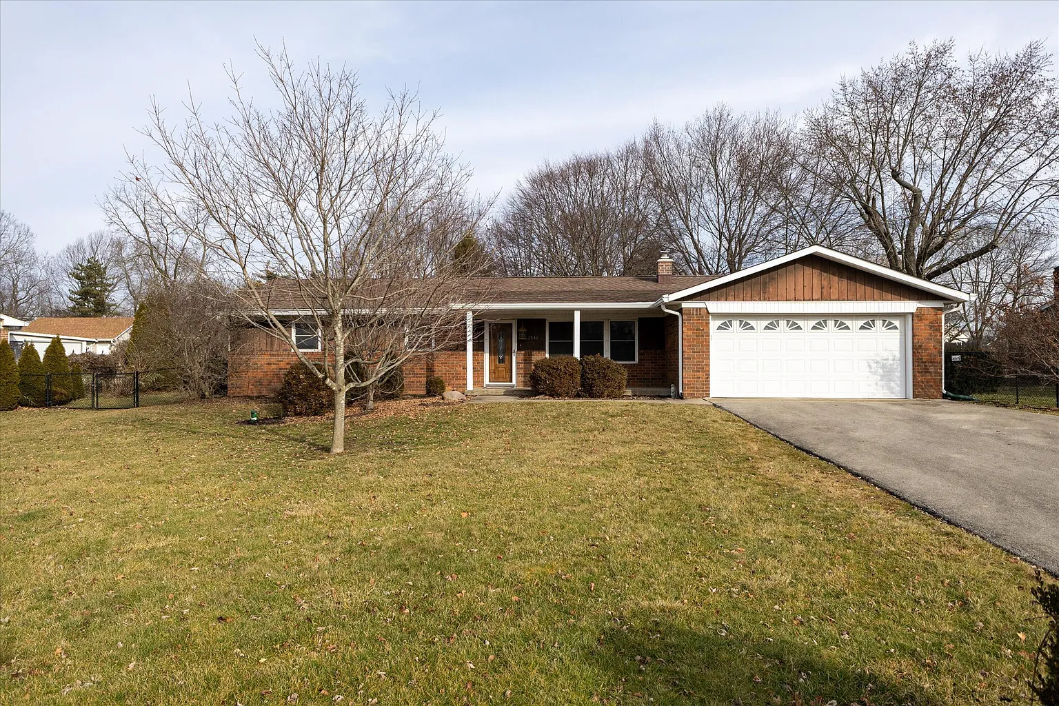 7542 Sherry Ln photo 1