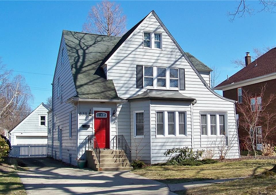 1st image of 633 Kahkwa Blvd