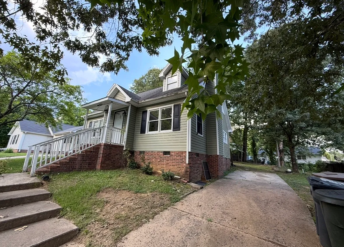 4 bed, 1552 sqft, $2,150 — Photo 2
