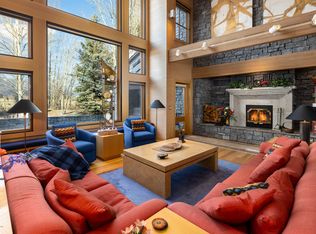 2570 N Teton Pines Dr, Wilson, WY 83014