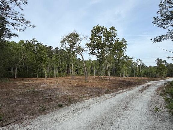 4th image of 2 Trojan Rd