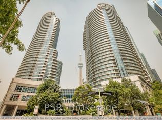 208 Queens Quay W #3613, Toronto, ON M5J 2Y5