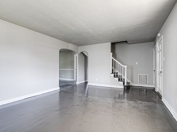 5th image of 3405 Maury St