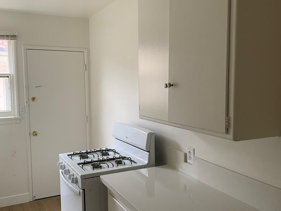 1st image of 12106 Hoffman St #1