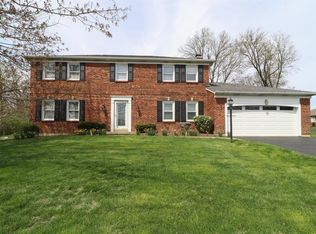 9719 Sycamore Trace Ct, Cincinnati, OH 45242