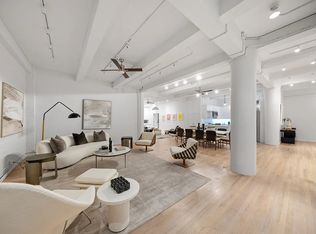 95 Van Dam St UNIT 2REAR, Brooklyn, NY 11222