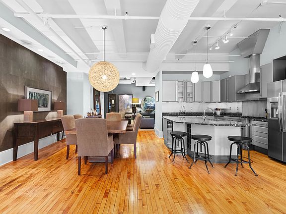 2nd image of 144 W 27th St Room 4F