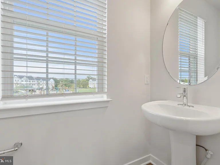 16639 Green Glade Dr — Photo 7