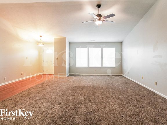 3rd image of 41 Knoll Ln