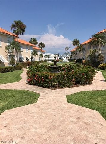 2nd image of 3070 Gulf Shore Blvd N
