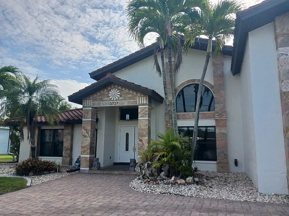 2727 SE 24th Pl, Cape Coral, FL 33904