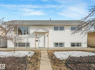 7336 149a Ave NW, Edmonton, AB T5C 2W4